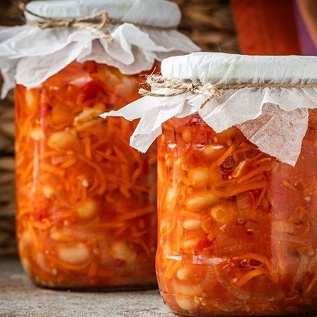 Салат з квасолі на зиму