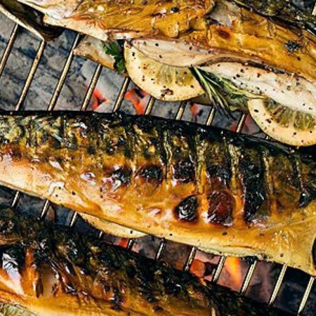 Риба з лимоном і часником на мангалі (решітці)