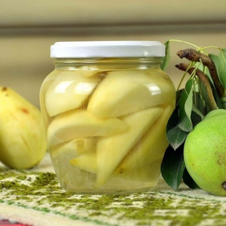 Груші у власному соку на зиму