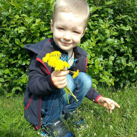 Дмитро Безмеліцин,  4 роки,  с. Хороше