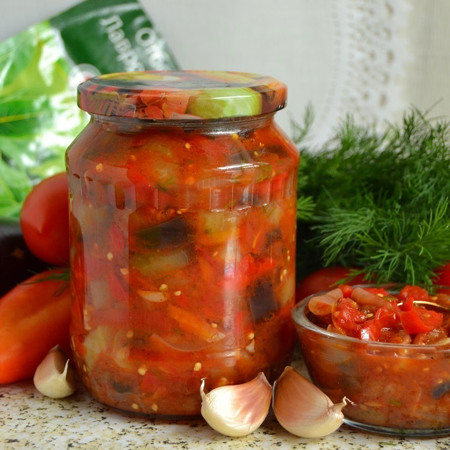 Болгарський перець з баклажанами