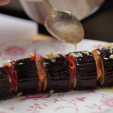 Баклажан, запечений з беконом