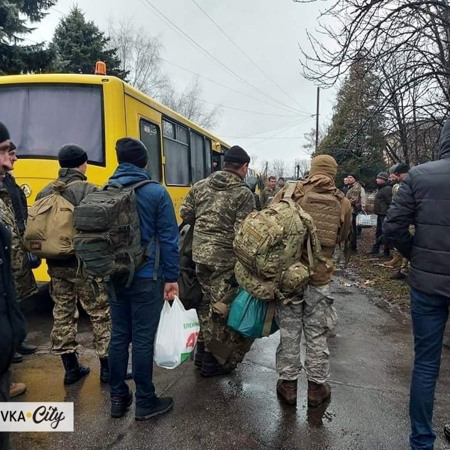 Сотні хлопців з Петропавлівщини йдуть захищати Україну