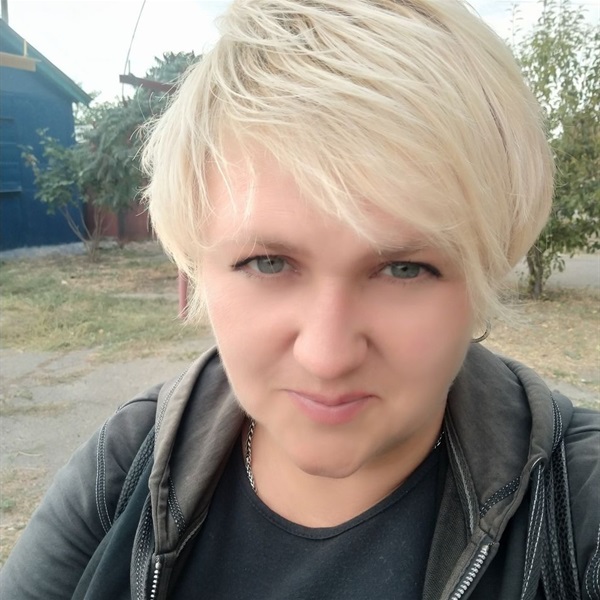 Евеліна БОГДАНОВА