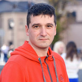 Отар Довженко