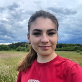 Олена Дубина