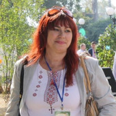 Олена Тржеснєвська 