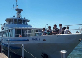 Катера на остров Джарылгач