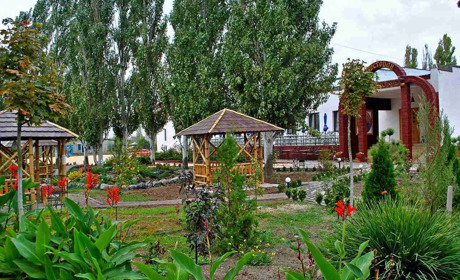 Отель "Райский сад"