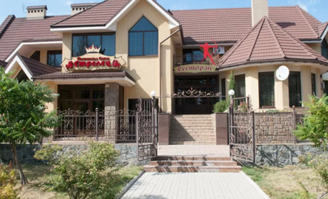 Strelets Hotel