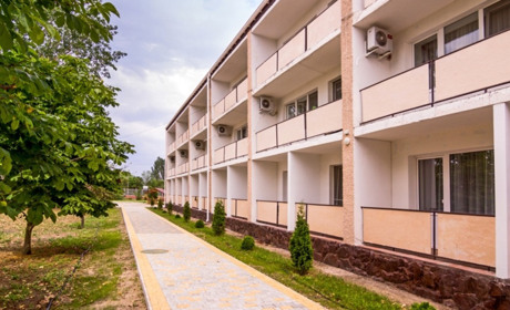 Отель Azure DeLuxe