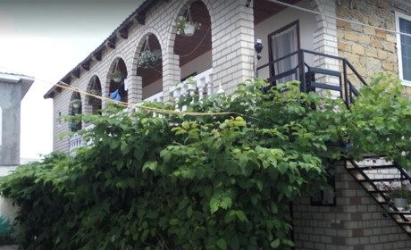 Частное домовладение "Джулия"