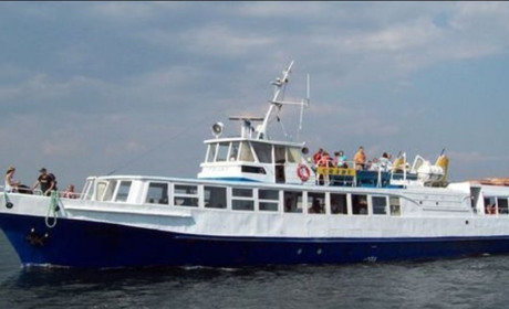 Морские прогулки на катере
