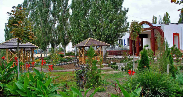 Отель "Райский сад"