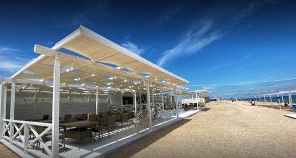Long Island bar