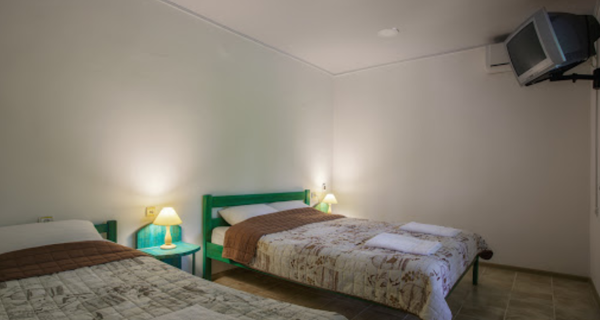 Отель "Робинзон"