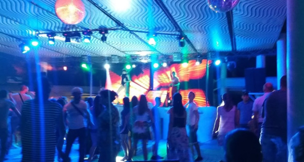 Ночной клуб "Аква" 