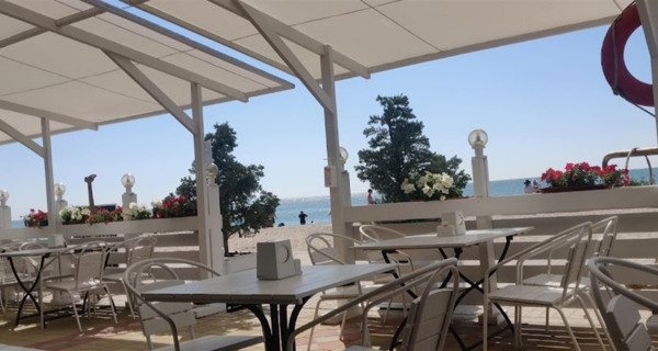 Кафе "Золотой якорь"