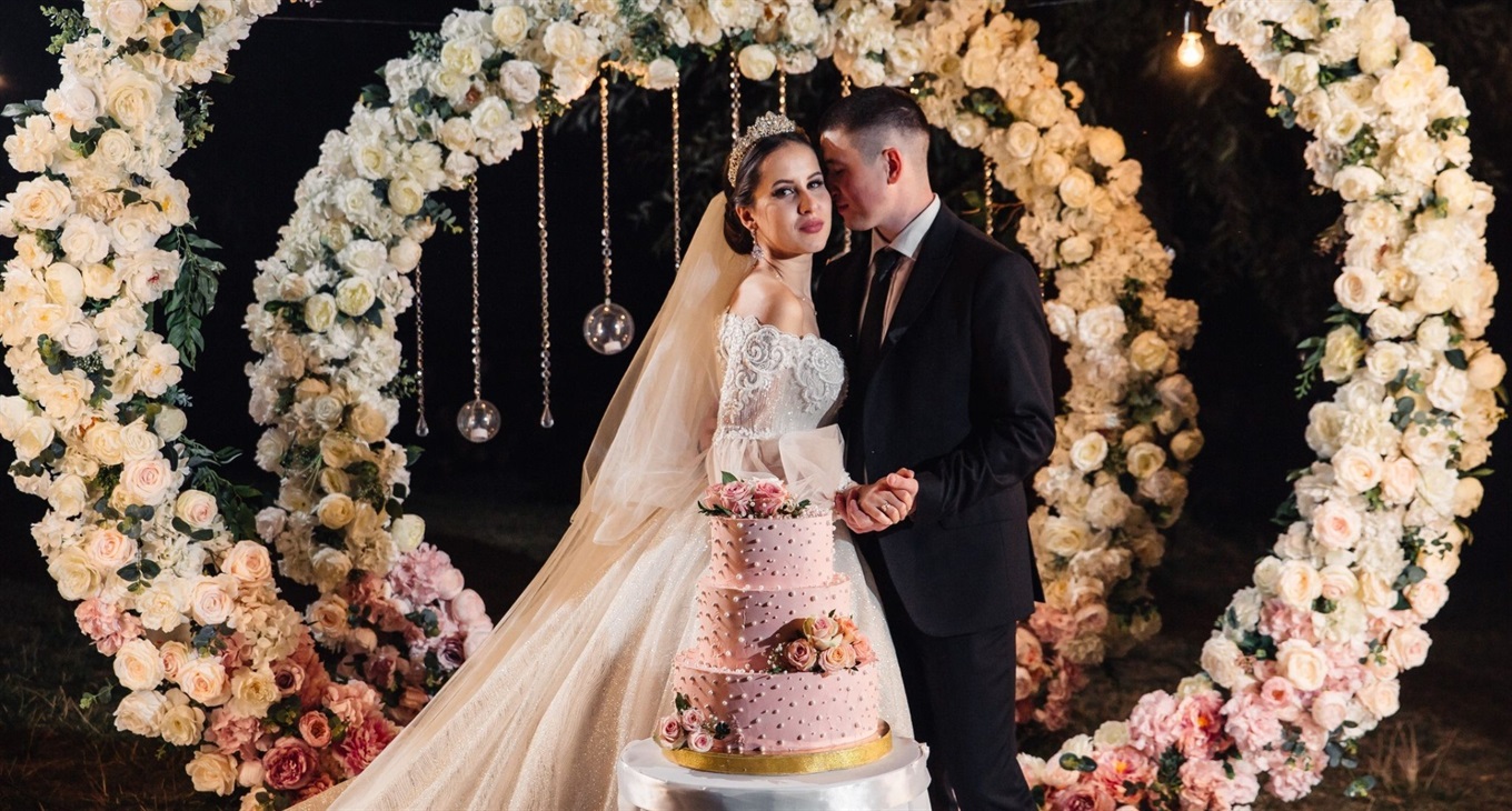 Конкурс «Незабутня фотомить» на найкращу весільну фотографію