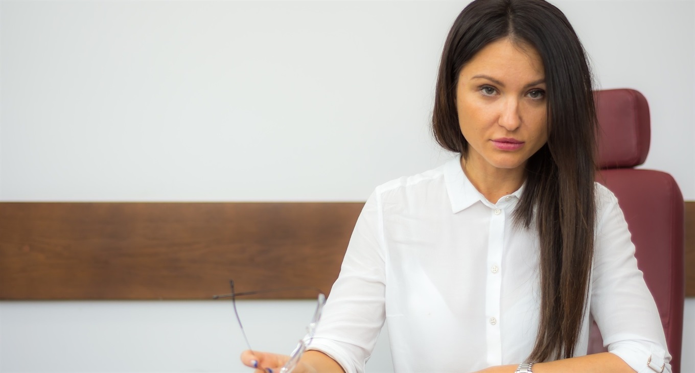 «Леді-бос»: фотоконкурс серед сватівських жінок-керівниць