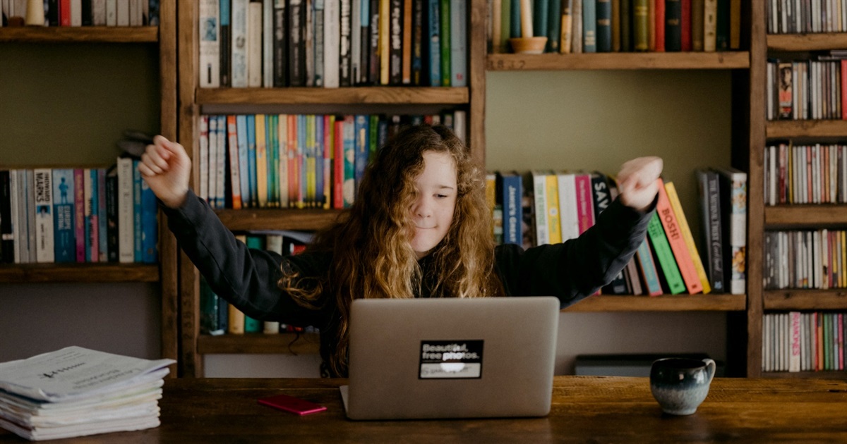 «Вчусь для перемоги!»: фотоконкурс до 1 вересня серед учнів молодших класів