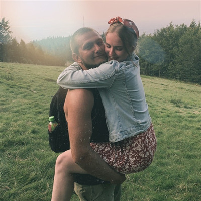 Денис та Дар'я Казаренко