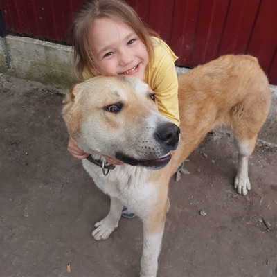 Віолетта Махнева з вірним другом Баді