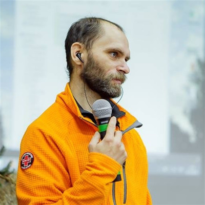 Аркадій Казік