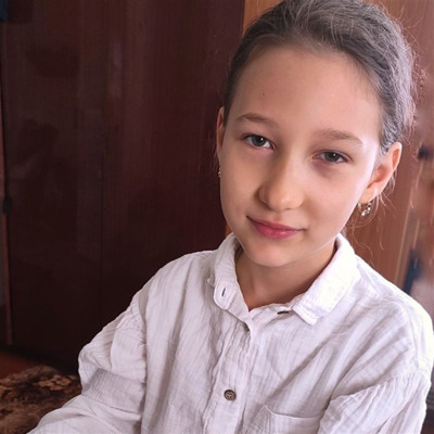 Анна Михнова