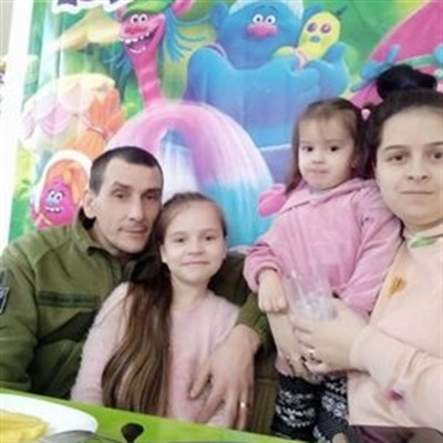 Сергій, Надія, Анжеліка, Злата Соколюки