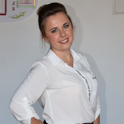 Микитюк Юлія Олександрівна, учитель англійської мови, ЗОШ № 8