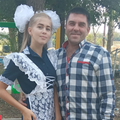 Павло Тараповський з донькою Анною