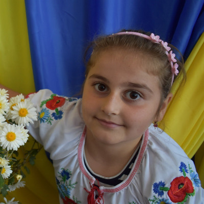 Абдулова Аміна