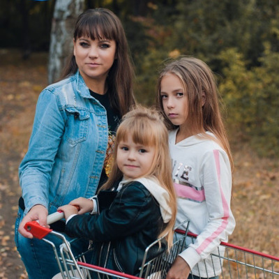 Олена Узюма