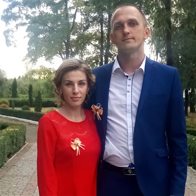 Альона і Сергій Вовчики