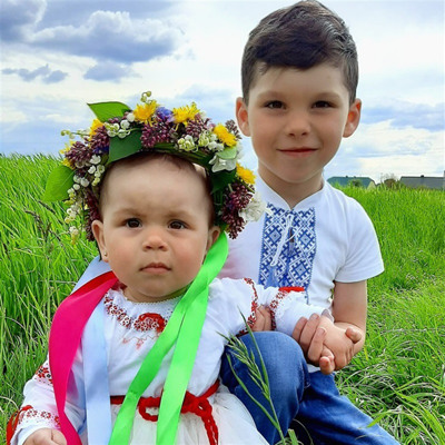 Матвій та Анастасія Комісарчуки, 6 років та 11 місяців