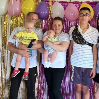 Руслан, Вікторія, В'ячеслав, Тимур та Емілія