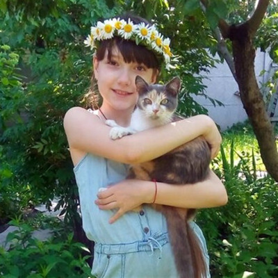 Софія Лісова та її кішечка Сіма