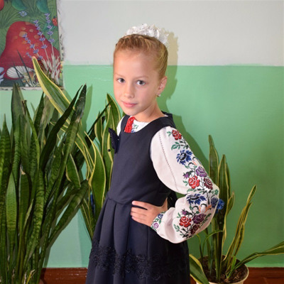 Опанасюк Єва 