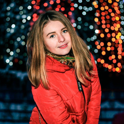 Анна Стеценко