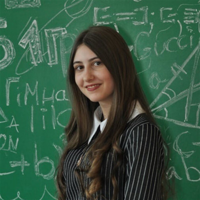 Катерина Ільяшенко, гімназія