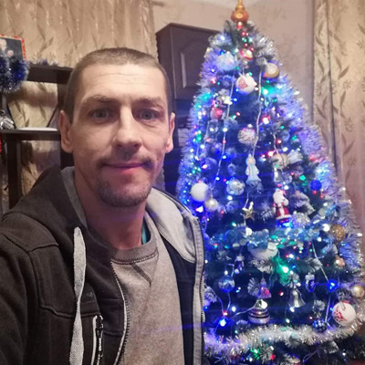 Наш земляк з ялинкою