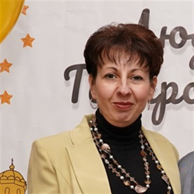 Ольга Цимбал, директорка Петропавлівського ліцею №2