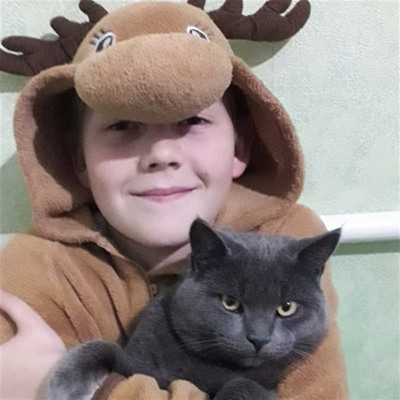 Роман Чалбишев з котиком Смокі