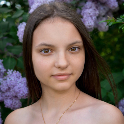 Десятка Настя, 12 років