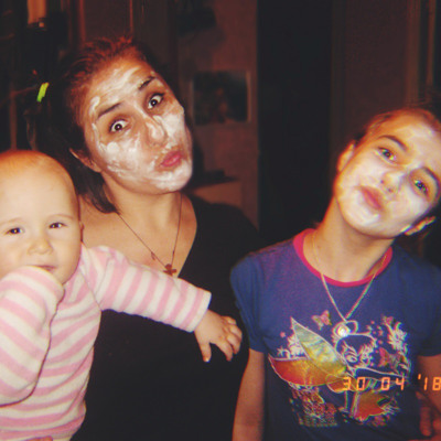 Софія Данильчук разом з мамою Наталією Нікітюк