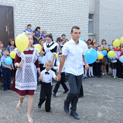 Учасник №  17