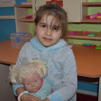 Мадіна АБДУЛОВА