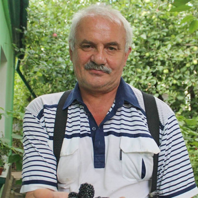 Леонід Базай