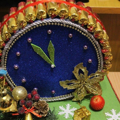 Стрілки не зупинити — Новий рік іде